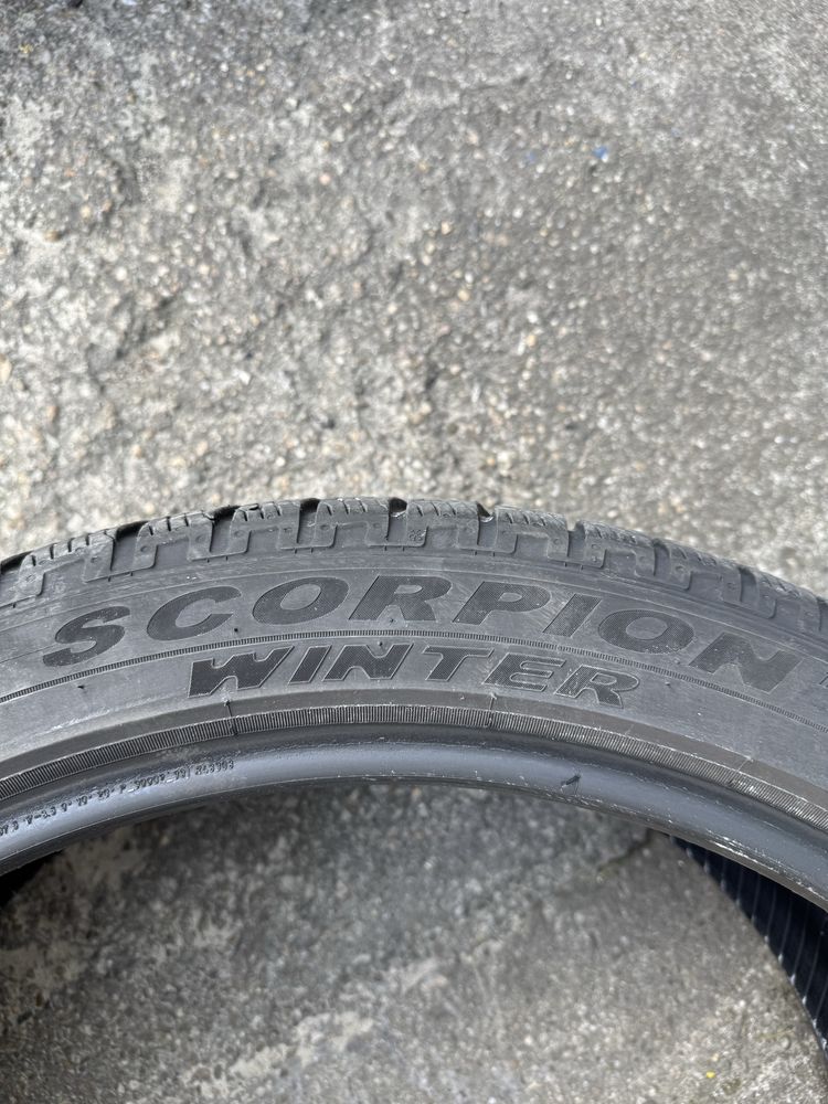 Anvelope iarna Pirelli SCORPION WINTER 255/40 R21 102V (M+S)