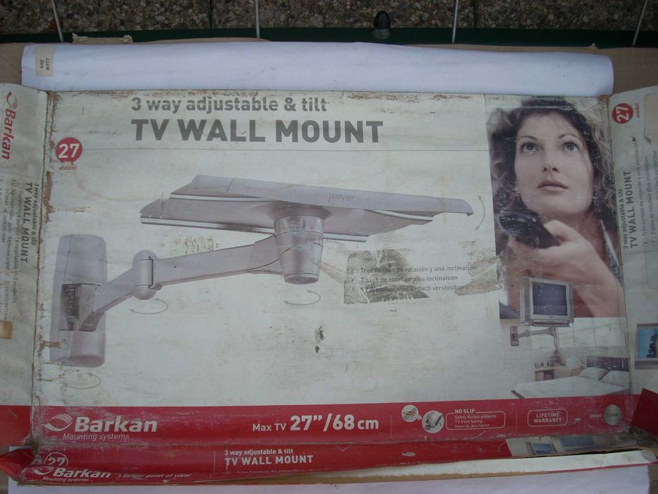 Suport de Televizor Mural Orientabil, cu minim 4 Grade de Libertate-M2