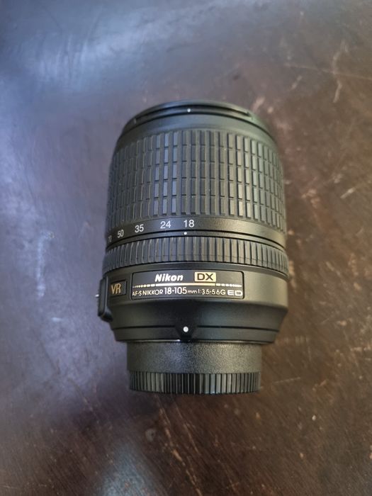 Obiectiv Nikon 18-105 f3.5-5.6 cu filtre