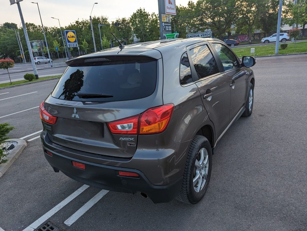 vand Mitsubishi asx