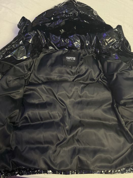 Зимно  черно лачено яке TRAPSTAR