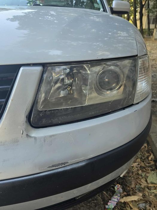 Farove vuv perfectno sustoqnie za passat (b5) 2001g