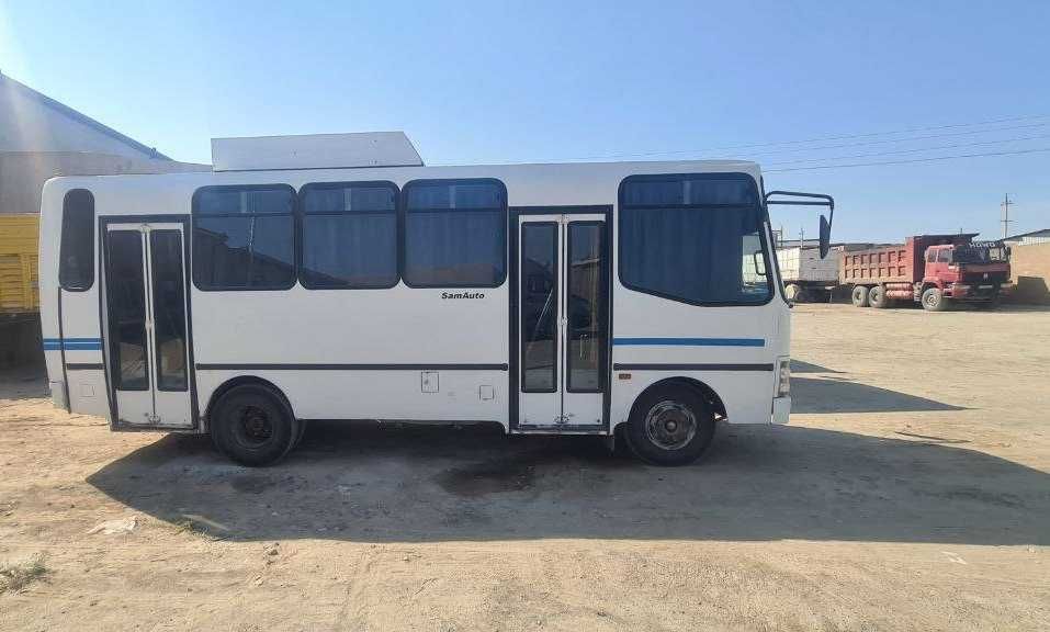 Avtobus ISUZU SAZ NP 37 2012 yil