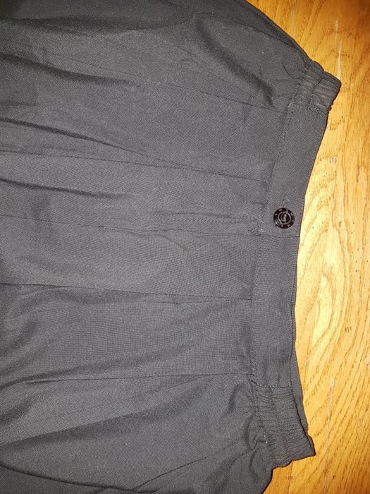 Fusta neagra plisata pentru scoala 2 modele mar 128, 146 si 152