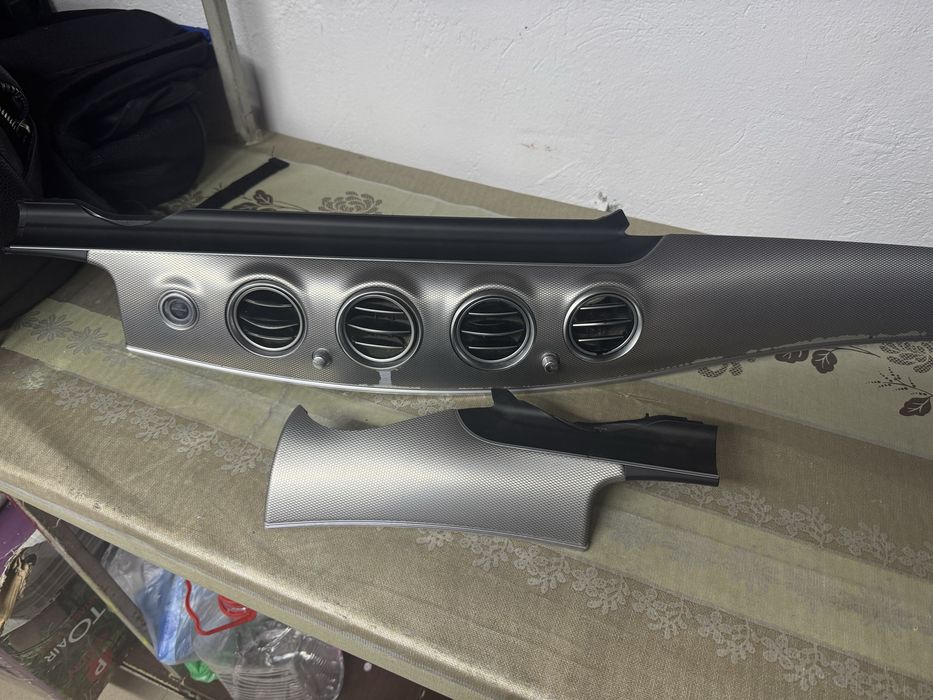 Trimuri w213 e class