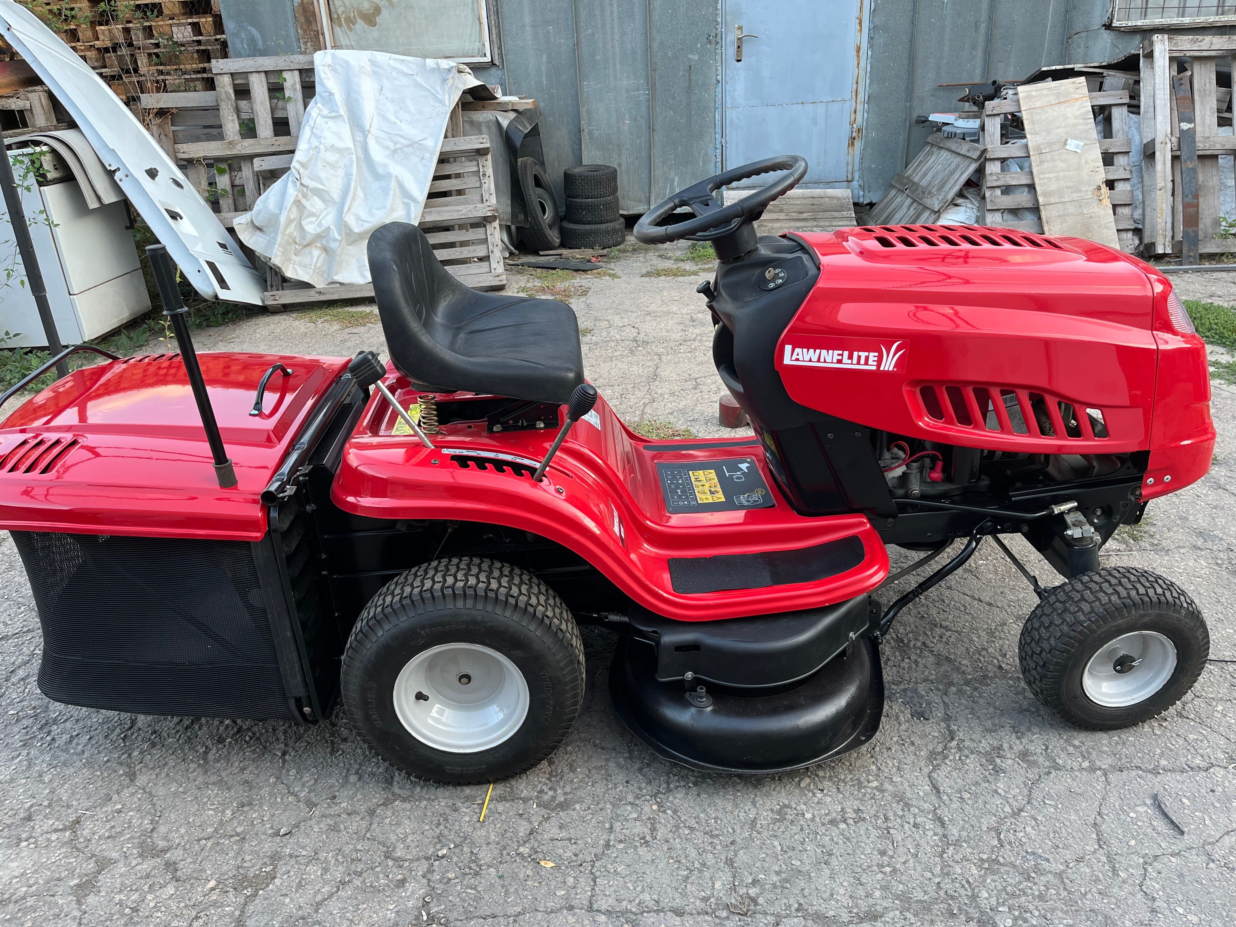 Тракторна косачка Lawnflite MTD 13.5 hp