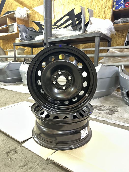Диск колесный Cobalt R4 R-15 4х100 черный 4 диска