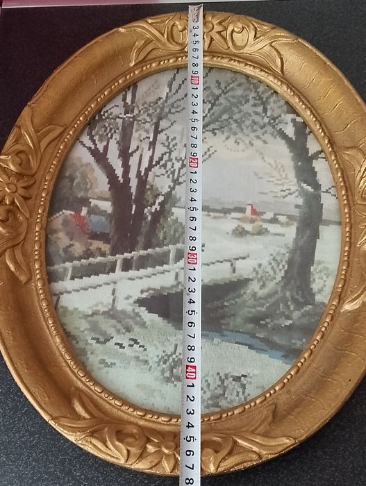 Картина в рамка.