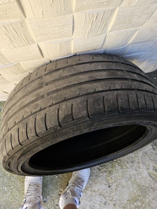 Anvelope vara 235/40/R18 95W