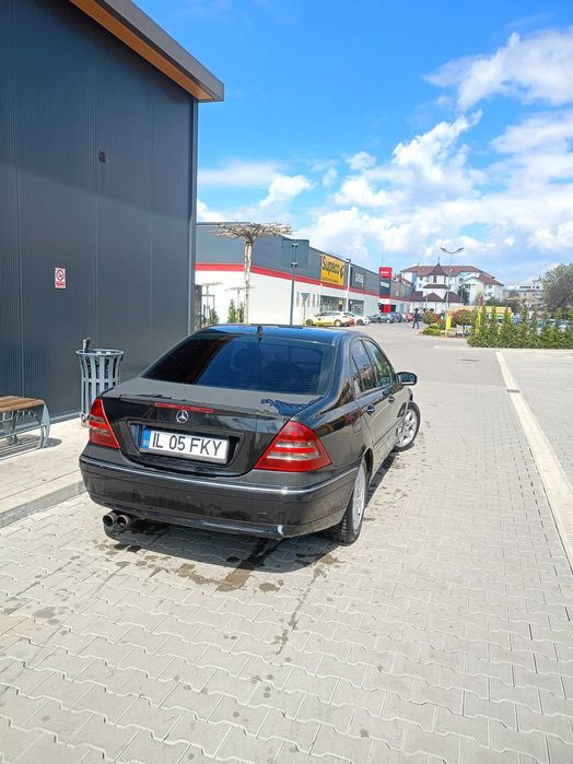 Mercedes-Benz C200CDI An 2002
