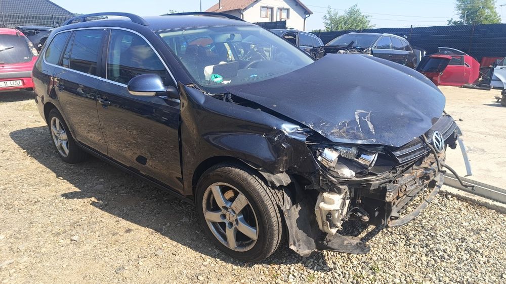 Piese motor injectoare turbo volan scaune ușa haion bara egr golf 6