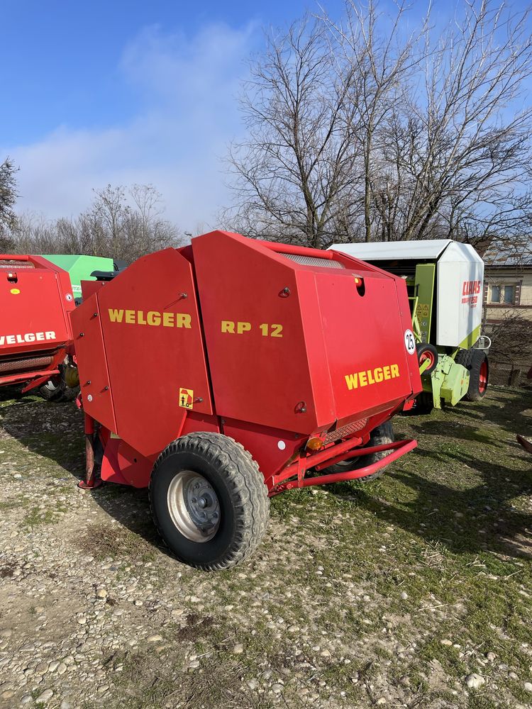 Presa de balotat , balotiera rotundă Welger RP 12 ,Claas, Deutz ,krone