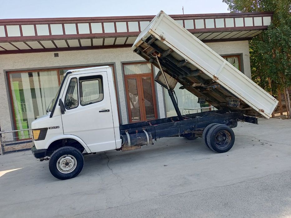Mercdezbenz 601 .
