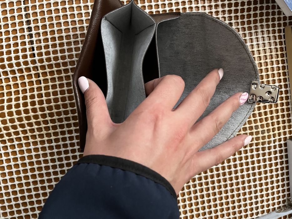 Пенсионерски кожени протмонета кафяви