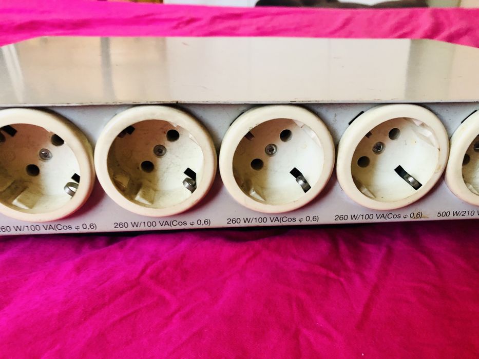 CONRAD POWER MANAGER разклонител предпазител