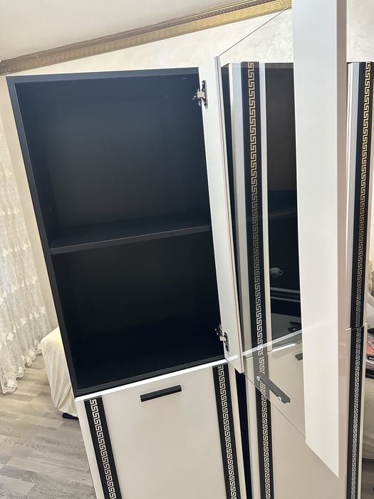 2 секции за хол като нови.