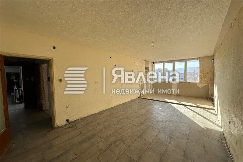 Многостаен апартамент в Центъра на Пловдив