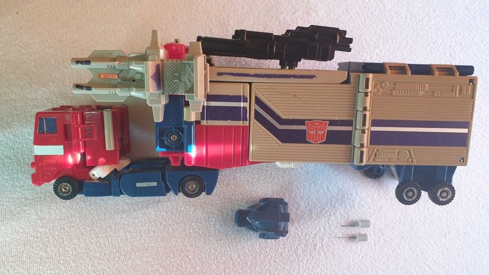 G1 - Powermaster Optimus Prime - 100% Complete - 1988 - Transformers