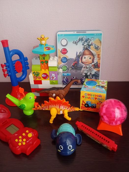 Продам детские игрушки