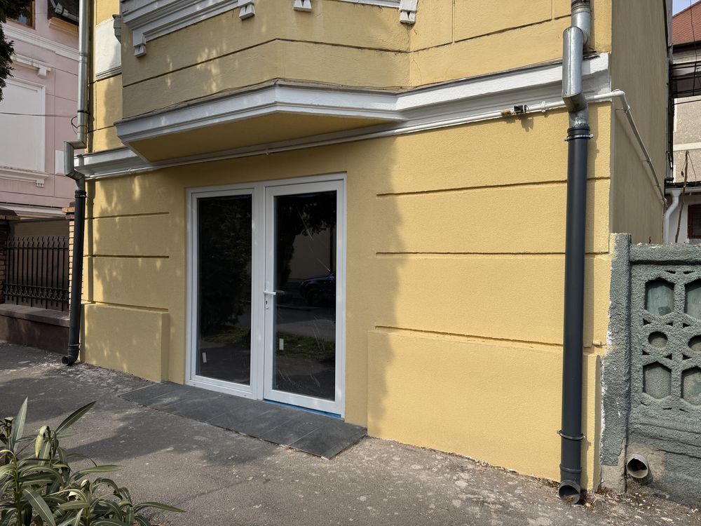 Spatiu comercial Frizerie / Salon