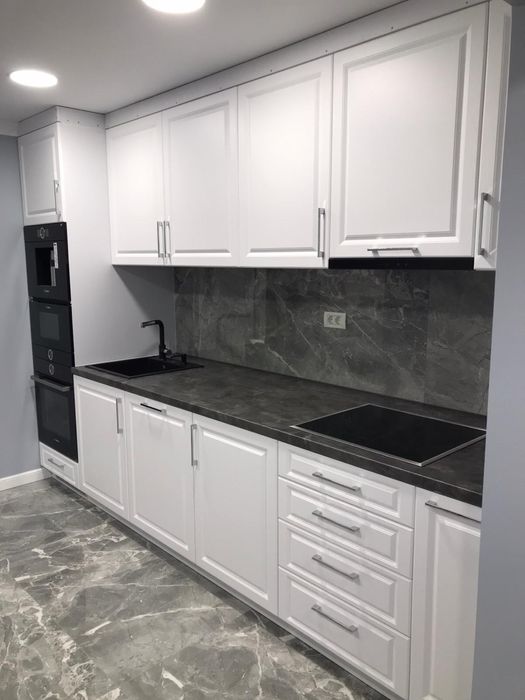 Vand apartamet 3 camere