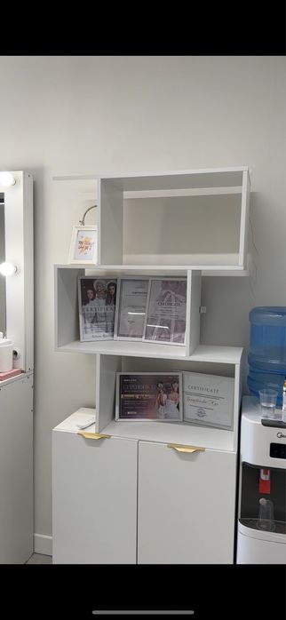 Стелаж с шкавчиком