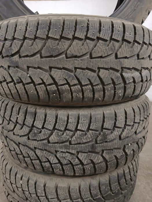 Продам колеса зимнее, в отличном состоянии размер R19