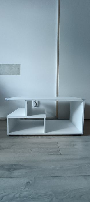 Măsuță cafea 80x50x40 nouă . Nu asigur transport. Preț 150 lei.