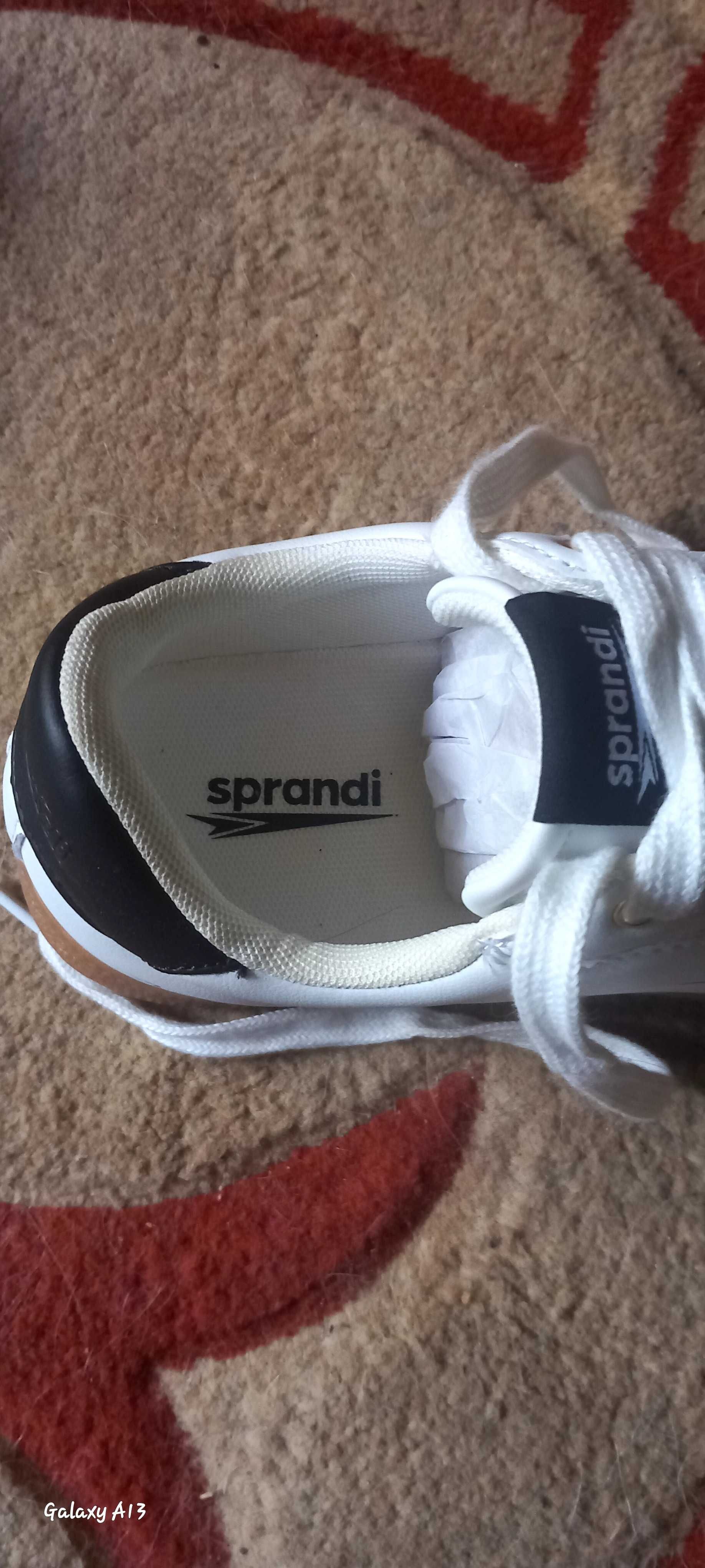 Adidasi Sprandi marime 39 nou