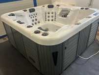 Jacuzzi Whirlpool ciubăr hot tub hidromasaj