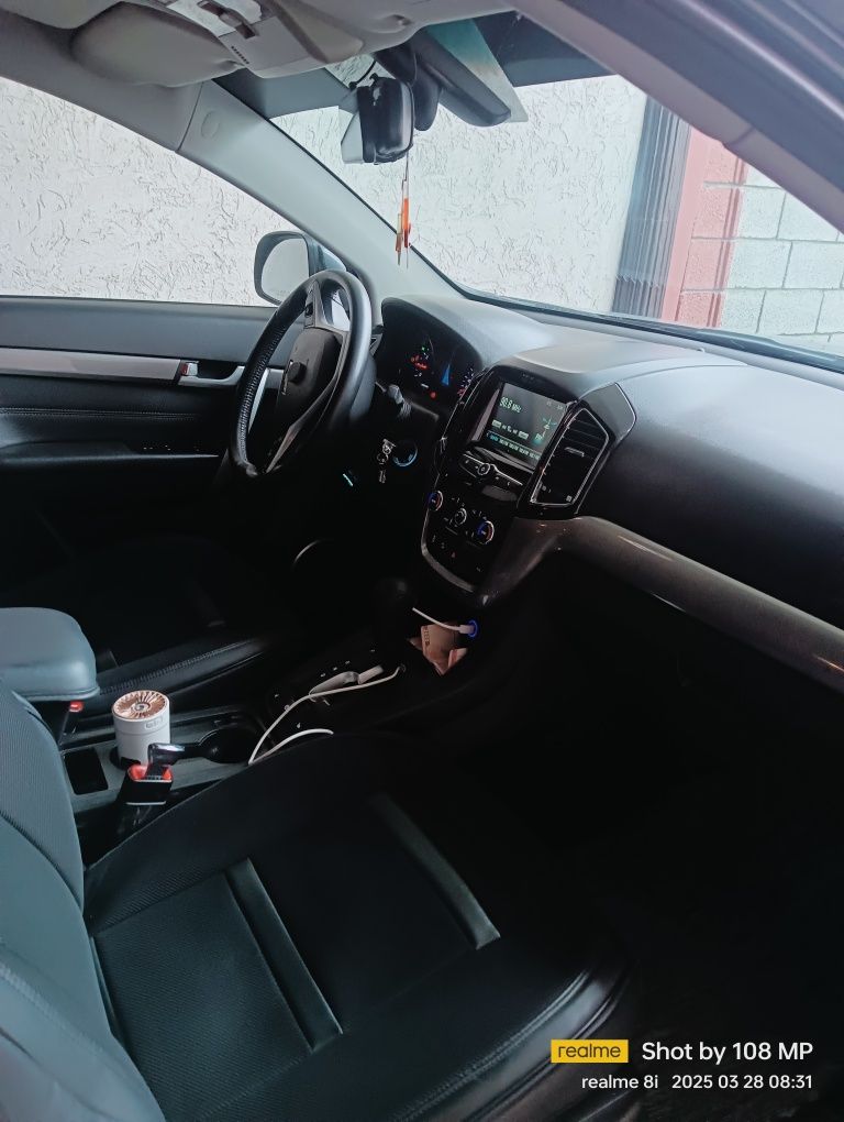 Chevrolet Kaptiva C7 barter bor qora jentra va qora monzaga