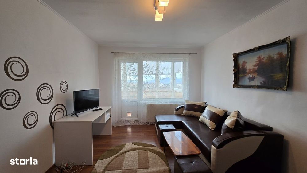 Apartament După Zid