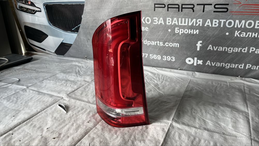 Ляв и десен стоп Mercedes V W447 (2014-2022)