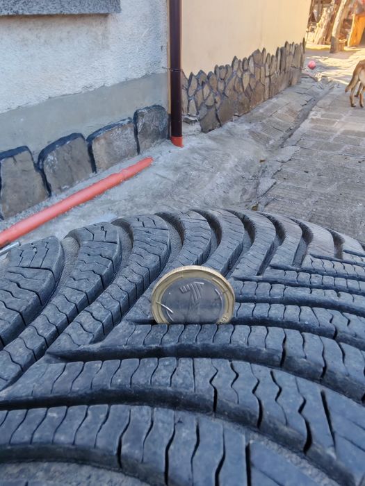 MICHELIN 205 55 16