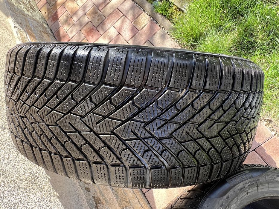 Anvelope Pirelli 255/40/21
