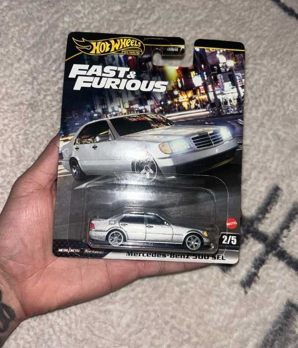 Hot Wheels Premium Mercedes-Benz 500 SEL HRT94 Fast & Furious