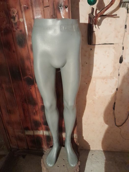 Долен мъжки маникен