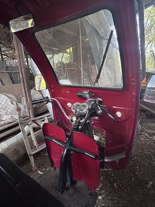 Vand triciclu stare buna