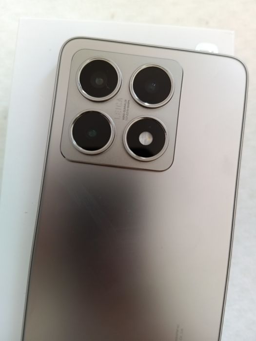 Xiaomi 14t на 2месеца