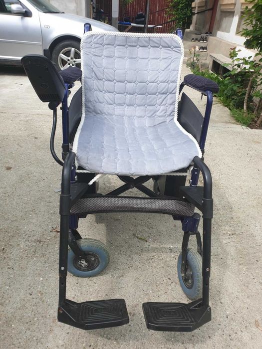 Scaun-carut-carucior electrc pliabil pers. dizabilitati !
