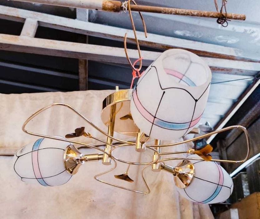 Люстры 1-4 рожковые, новые