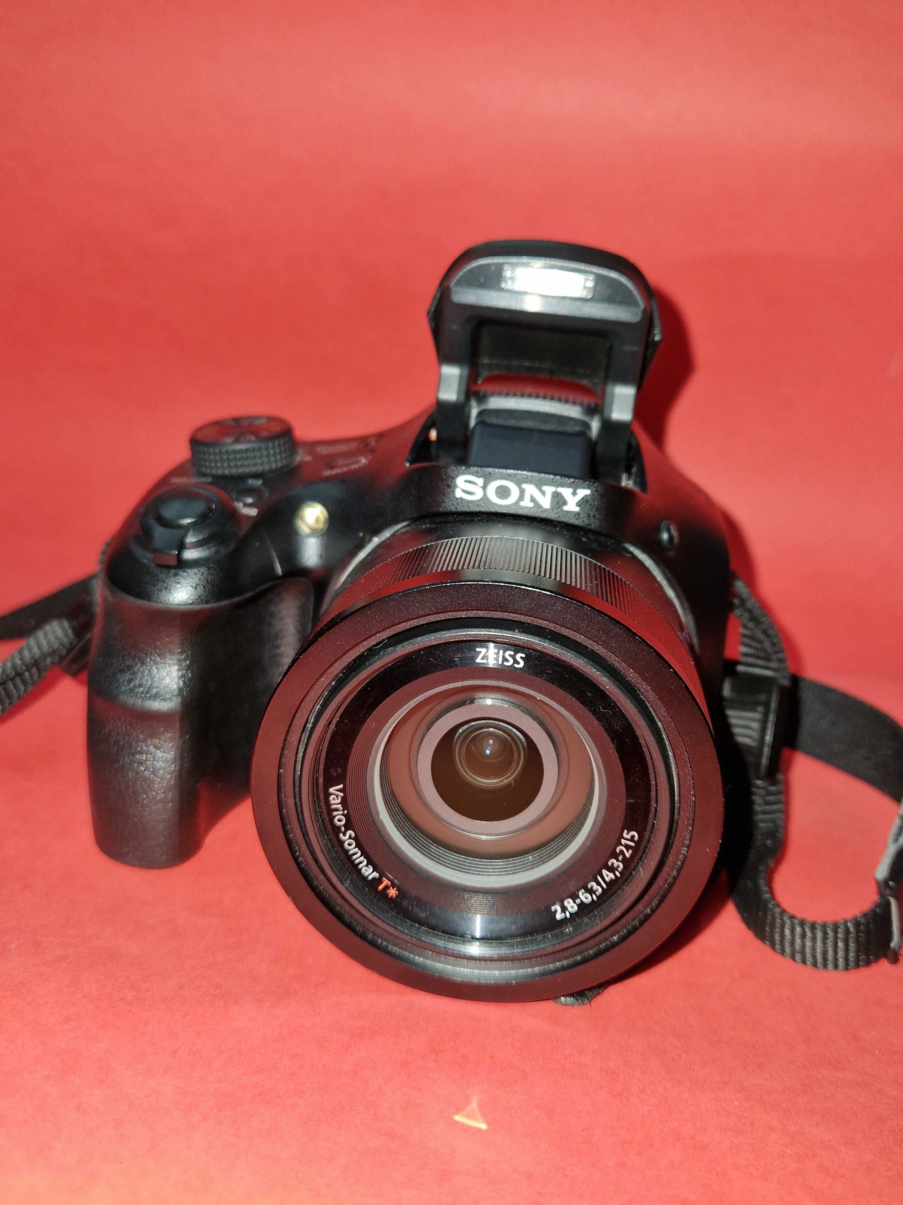 Vând aparat foto Sony DSC-HX350