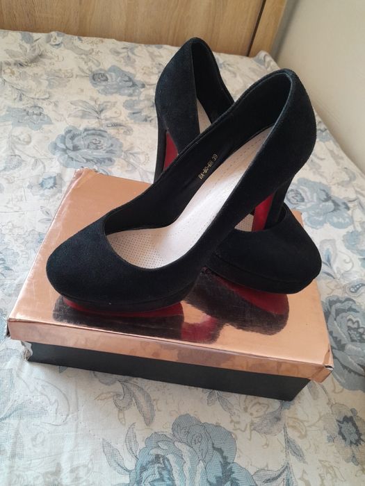 Замша туфли 39размер