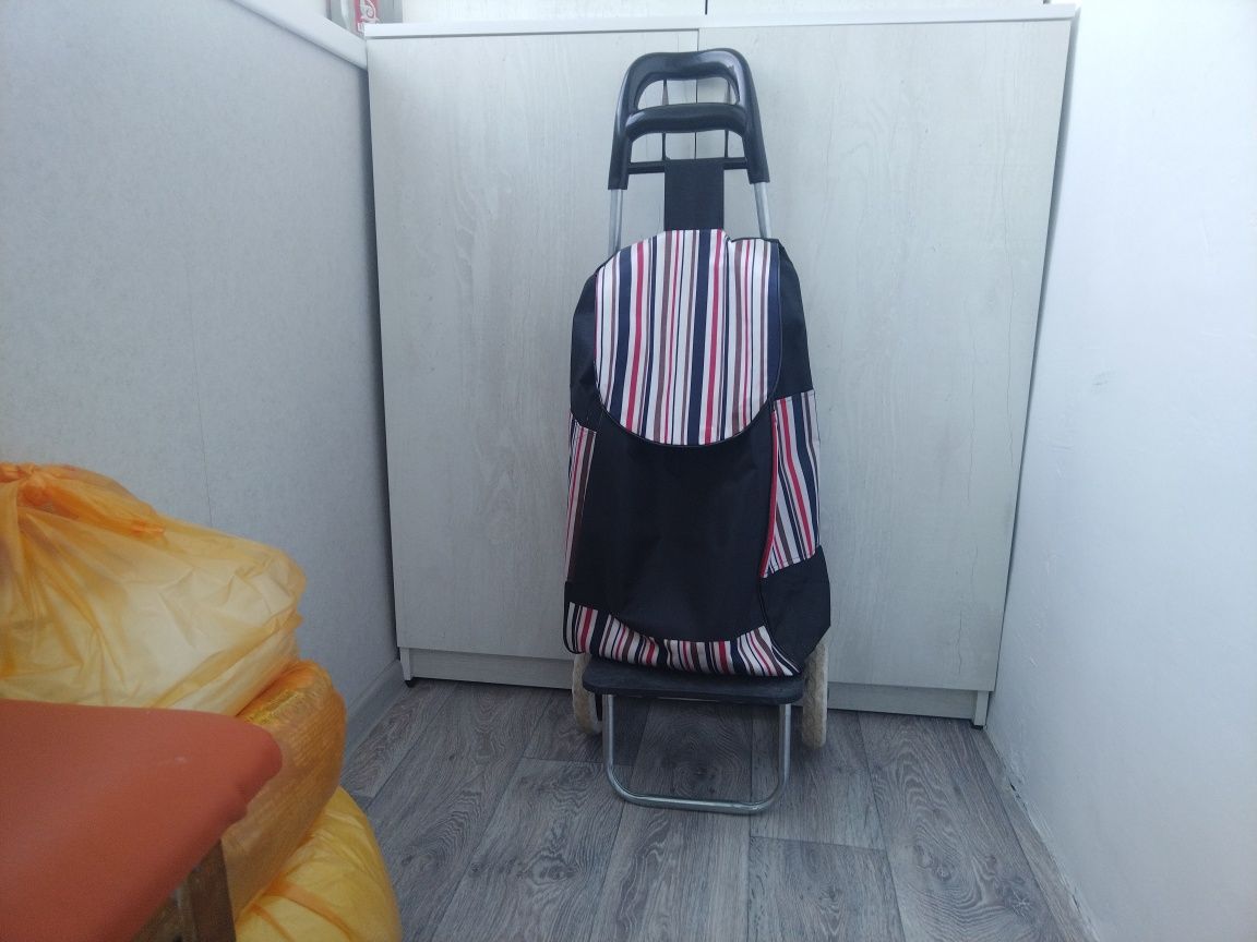 Продам сумку тележку