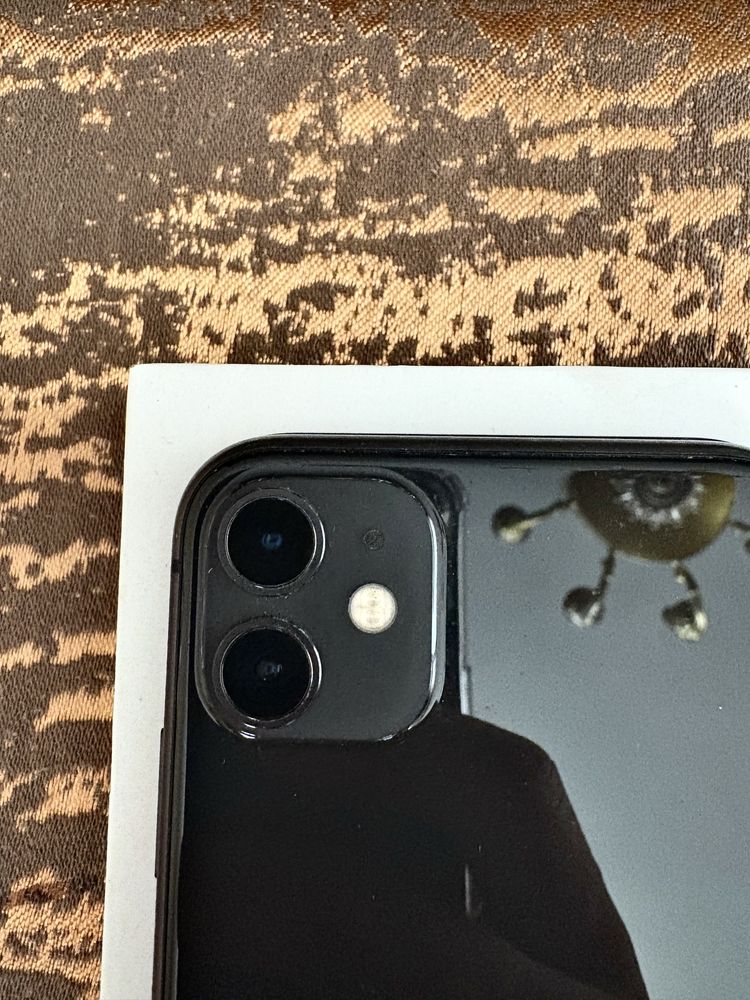 Iphone 11 64GB..