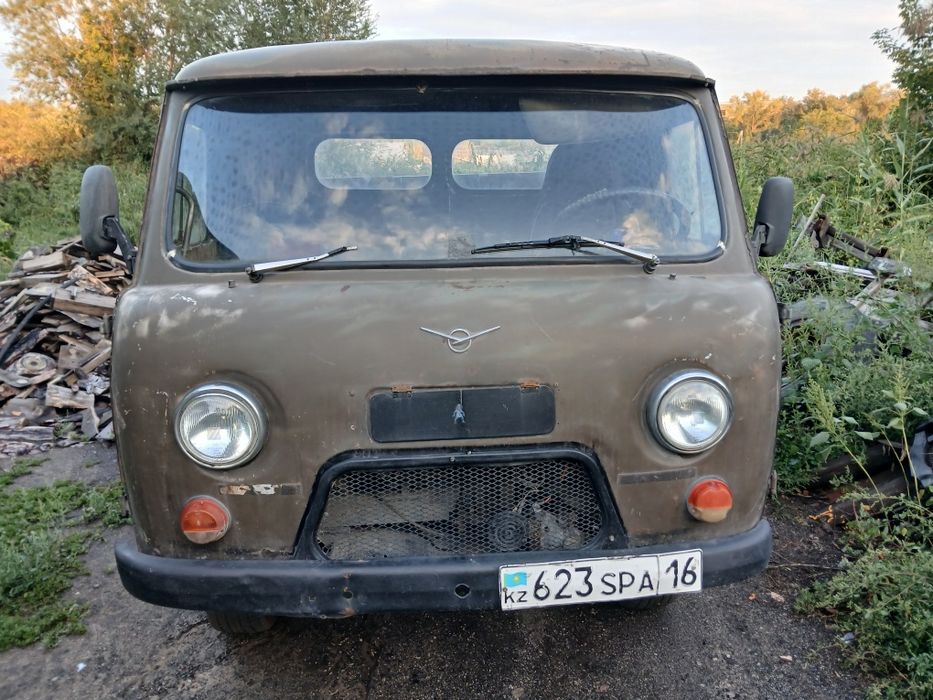 Продам уаз 3303 головастик