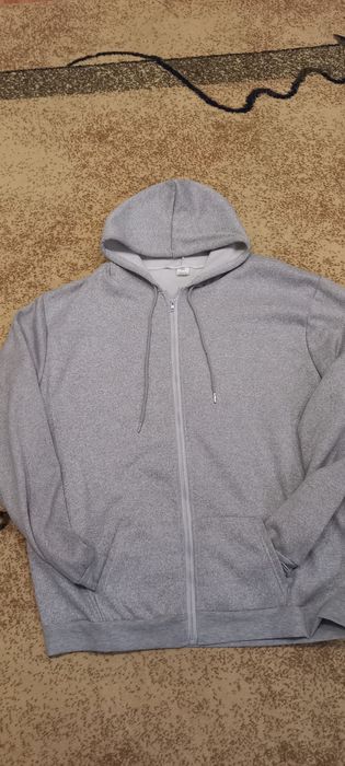Продам толстовку