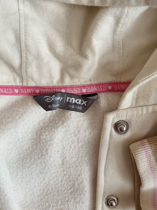 Продаю куртки 4-6 лет. Состояние хорошее.