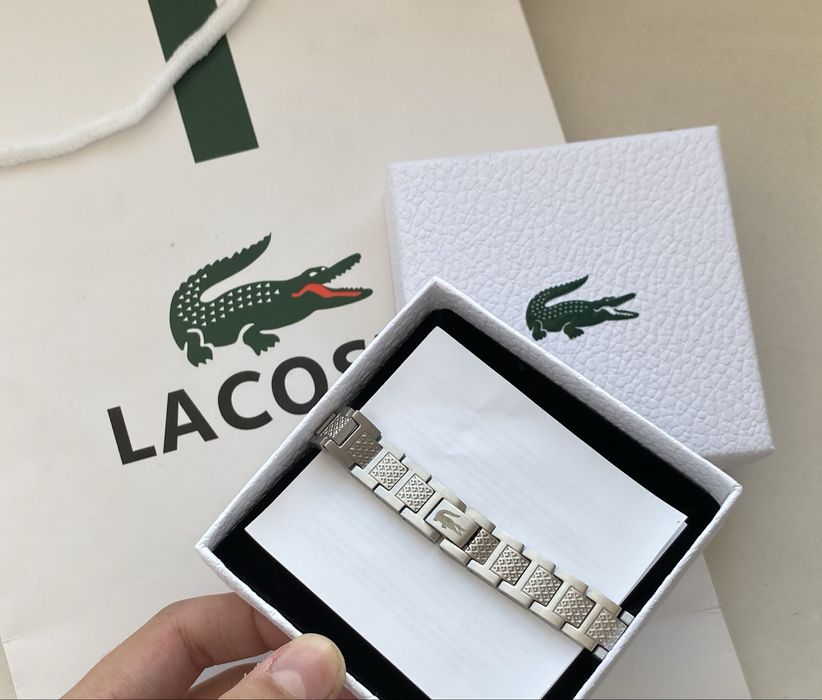 Браслет лакостеее