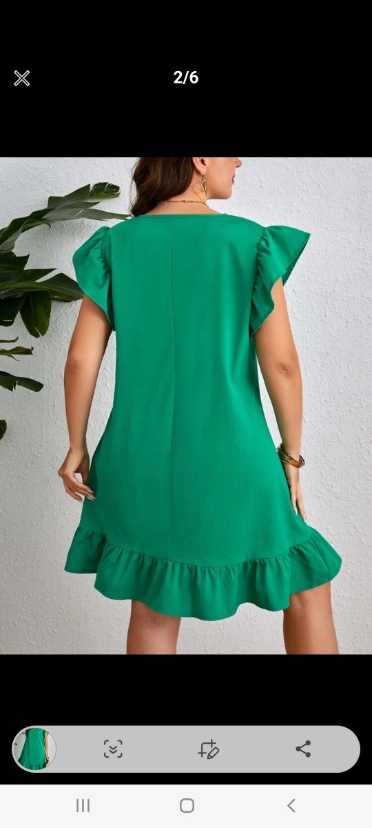 Rochie  verde  vaporoasa